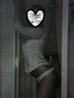 Séduisante femme latine pour vous tenir en allène